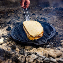 Load image into Gallery viewer, GSI Guidecast 10" Griddle Cast Iron