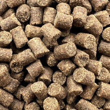 Load image into Gallery viewer, Club Pellets – 35% Protein | 9% Oil