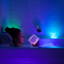Load image into Gallery viewer, Luci Color Essence Inflatable Colour Changing  Solar Light