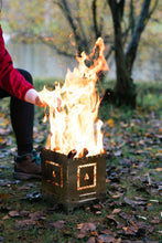 Load image into Gallery viewer, BE Bushbox XXL Campfire