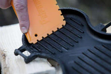 Load image into Gallery viewer, Petromax Burger Iron Cast Iron