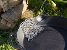 Load image into Gallery viewer, Petromax Chain Mail Cleaner For Cast And Wrought Iron