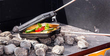 Load image into Gallery viewer, Petromax Toasty Sandwich Iron Maker
