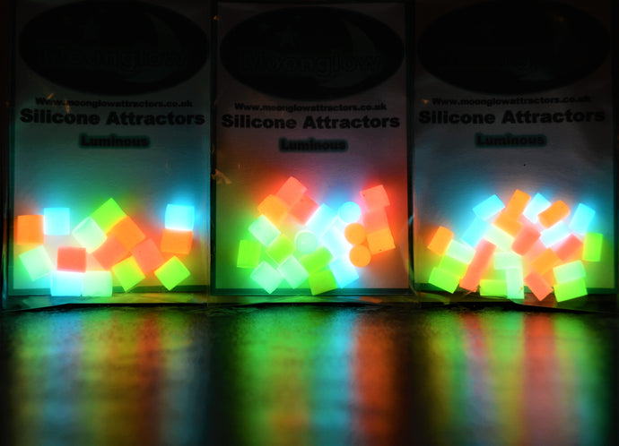 MOONGLOW - Mixed pack luminous attractors